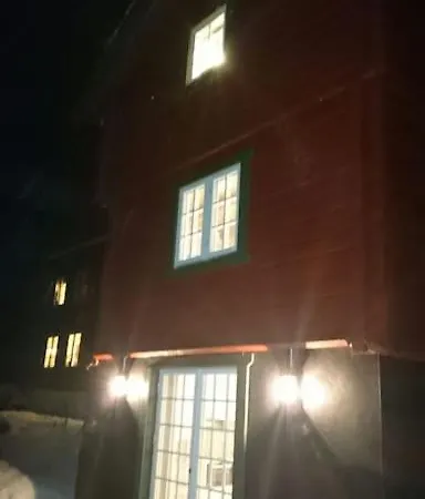 Storlykkja Farm * Storen