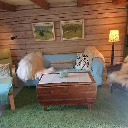 Storlykkja Farm Holiday home *